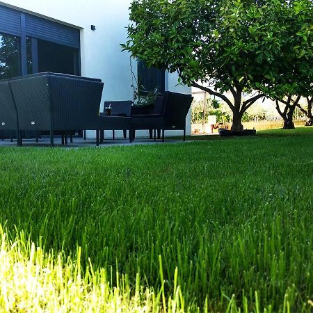 House Of Silence Apartment Trogir Bagian luar foto