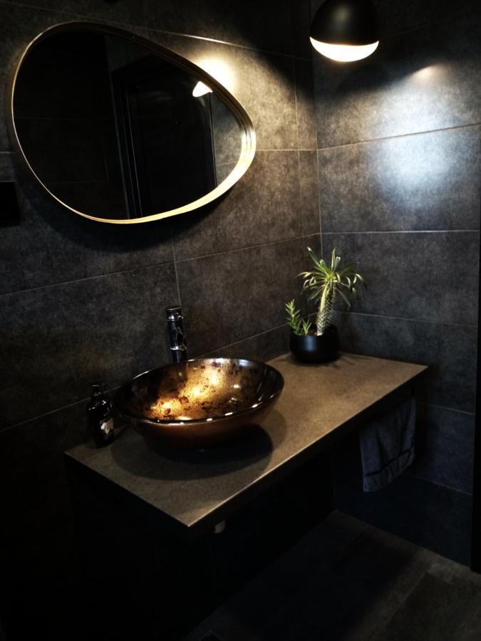 House Of Silence Apartment Trogir Bagian luar foto